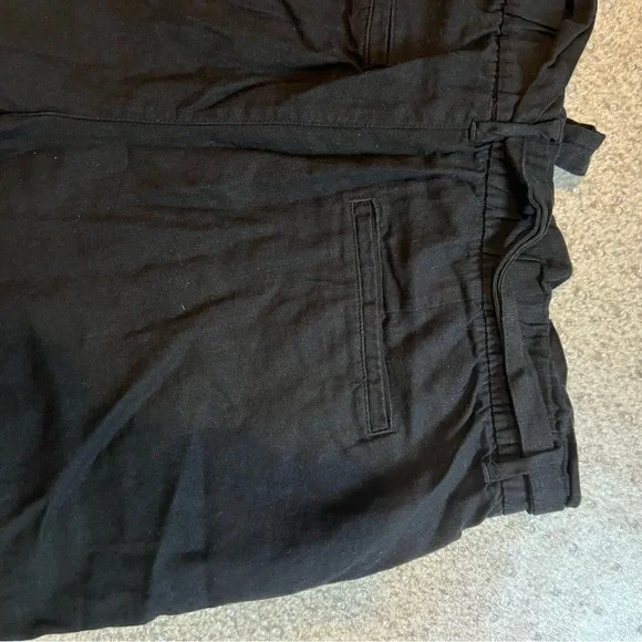 Old Navy Black High Waist Paper Bag Shorts - Picture 7 of 7